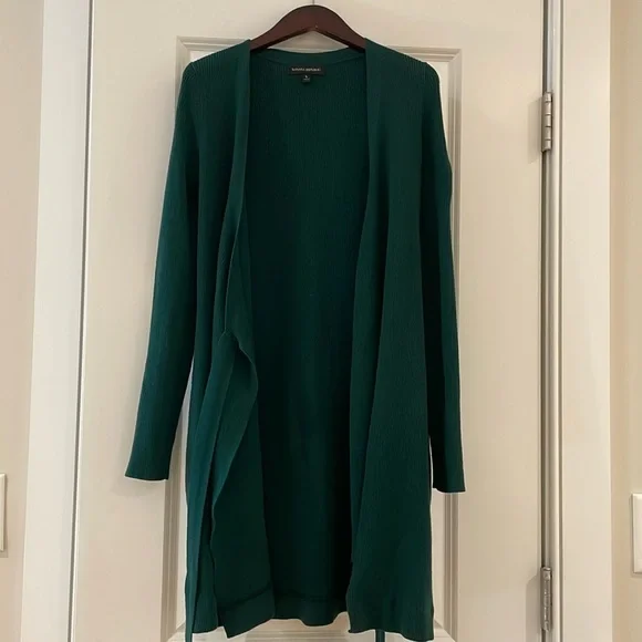 Dark green Banana Republic wrap sweater dress size small - Picture 4 of 9